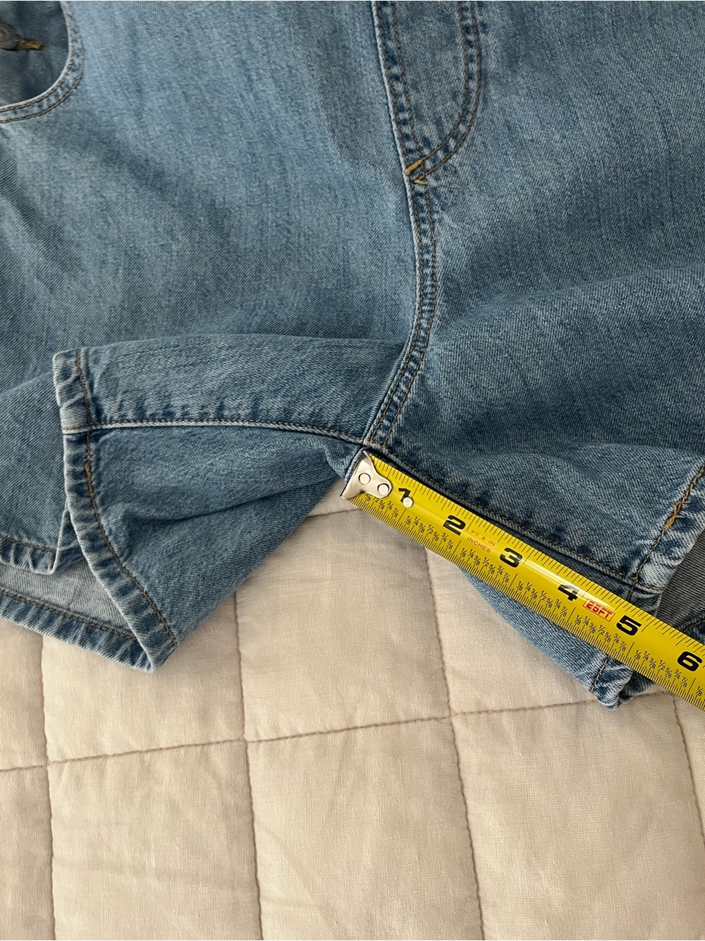 Women’s Levi's Light Blue Denim Short Overalls - Picture 11 of 11